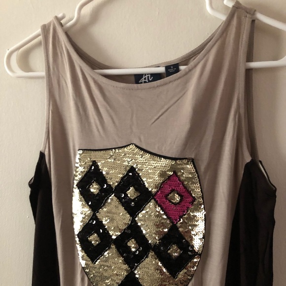 New Maxi dress 🌸 - Picture 2 of 2